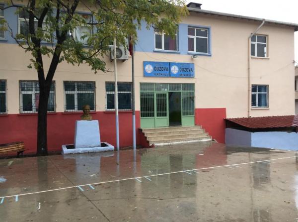 Düzova Ortaokulu Fotoğrafı